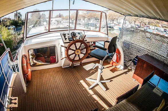 4-VEDETTE-HOLLANDAISE-A-VENDRE-WWW.VIKING-NAUTIK.COM_-1.jpg