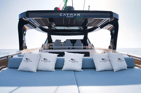 4-YACHT-CAYMAN-540-WA-A-VENDRE-OCCASION-FRANCE-WWW.VIKING-NAUTIK.COM_.jpg