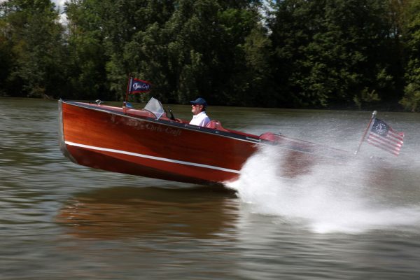 5-CHRIS-CRAFT-RUNABOUT-1957-A-VENDRE-VIKING-NAUTIK.jpg