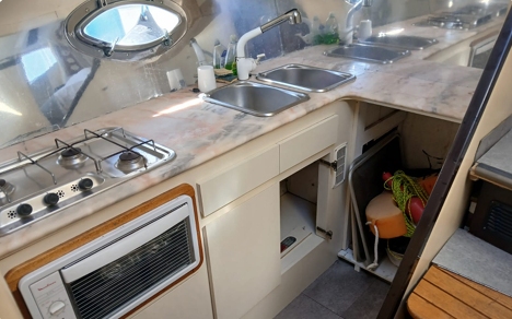 5-VEDETTE-GUY-COUACH-1200-A-VENDRE-OCCASION-FRANCE-WWW.VIKING-NAUTIK.COM_.jpg