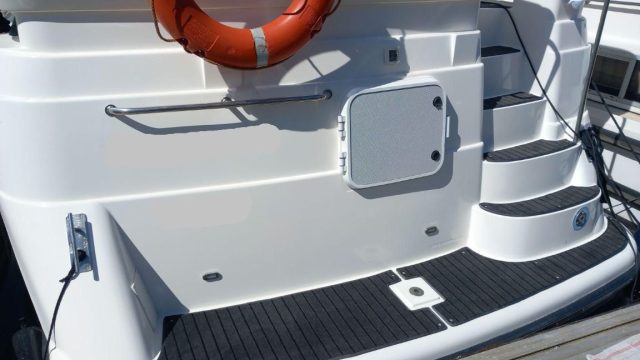 5-VEDETTE-HAINES-MARINE-34-BATEAU-HABITABLE-FLUVIAL-OCCASION-A-VENDRE-FRANCE-WWW.VIKING-NAUTIK.COM_.jpg