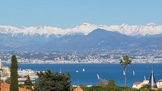 photo-antibes-montagnes