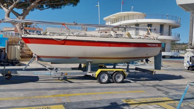 remorque-et-bateau-1.jpg