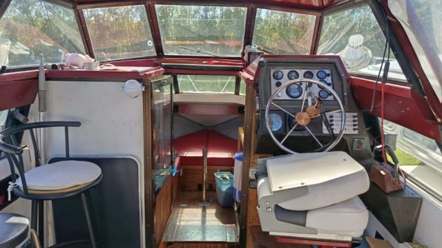 5-bateau-vedette-fjord-26-cruiser-habitable-a-vendre-occasion-france-www-viking-nautik-com-1