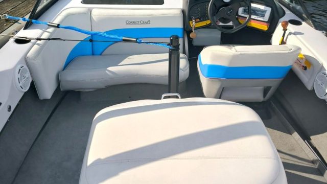 6-correct-craft-ski-nautique-bateau-sportif-occasion-a-vendre-www-viking-nautik-com-1
